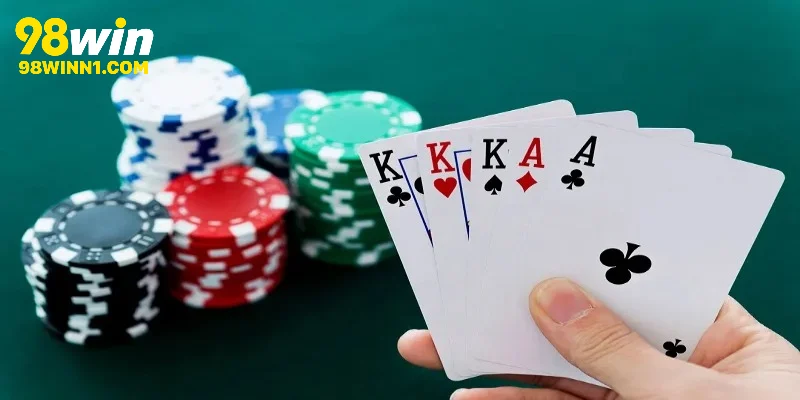 Bí kíp chơi poker chuẩn bài tại 98WIN